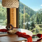 Chalet хатинка в горах Byalobereska