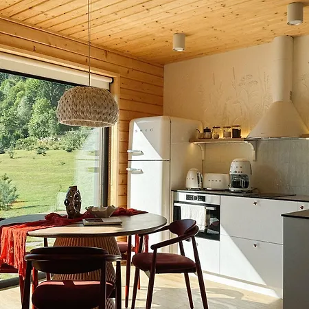 хатинка в горах *