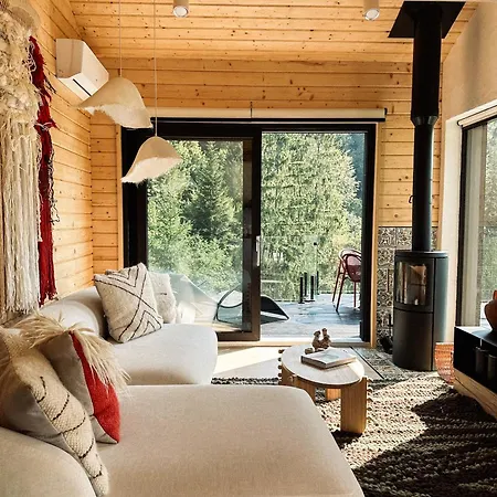 Chalet хатинка в горах