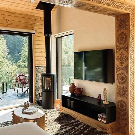 Chalet хатинка в горах Byalobereska