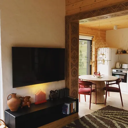 Chalet хатинка в горах Byalobereska