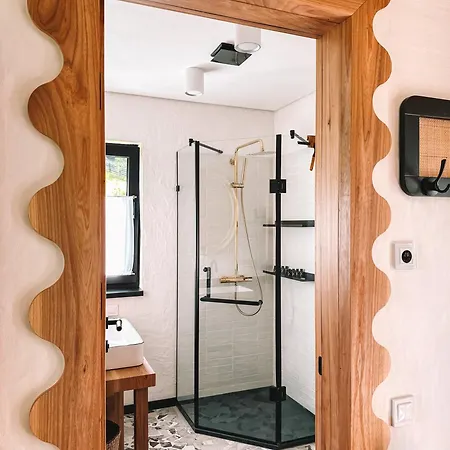 Chalet хатинка в горах